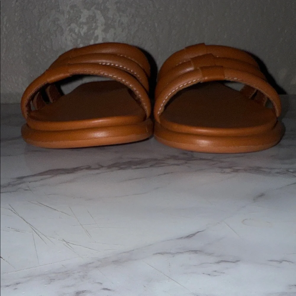 OluKai Tiare Slide Sandals - NWOT - Picture 3 of 6